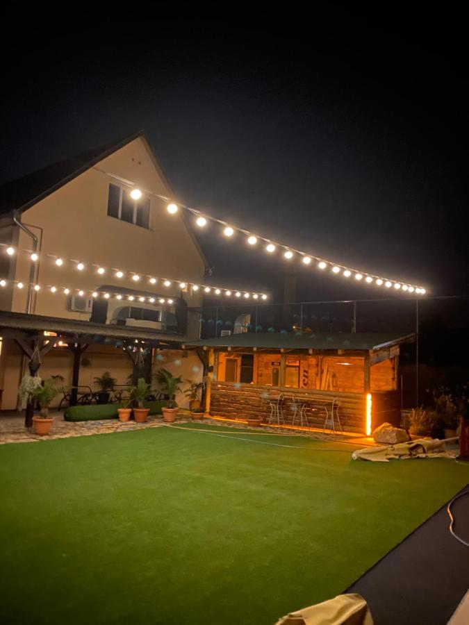 Bed and Breakfast Garden House Apatin Exteriér fotografie